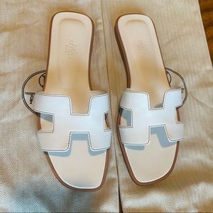 Hermes Oran Sandals in white, size 38.5, worn once